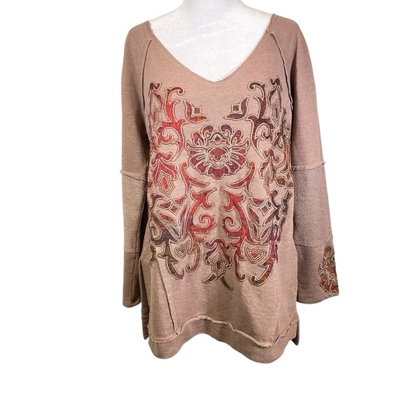 Soft Surroundings Tops - Soft Surroundings Women S Embroidered Pullover V Neck velvet applique Sweater